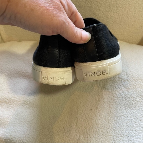 VINCE low faux fur slip on sneakers - Picture 7 of 10